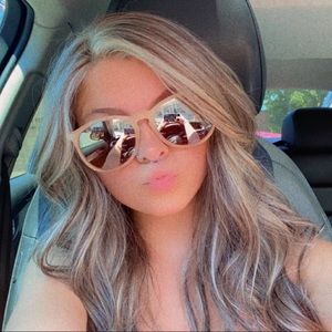 Meet your Posher, Katherine